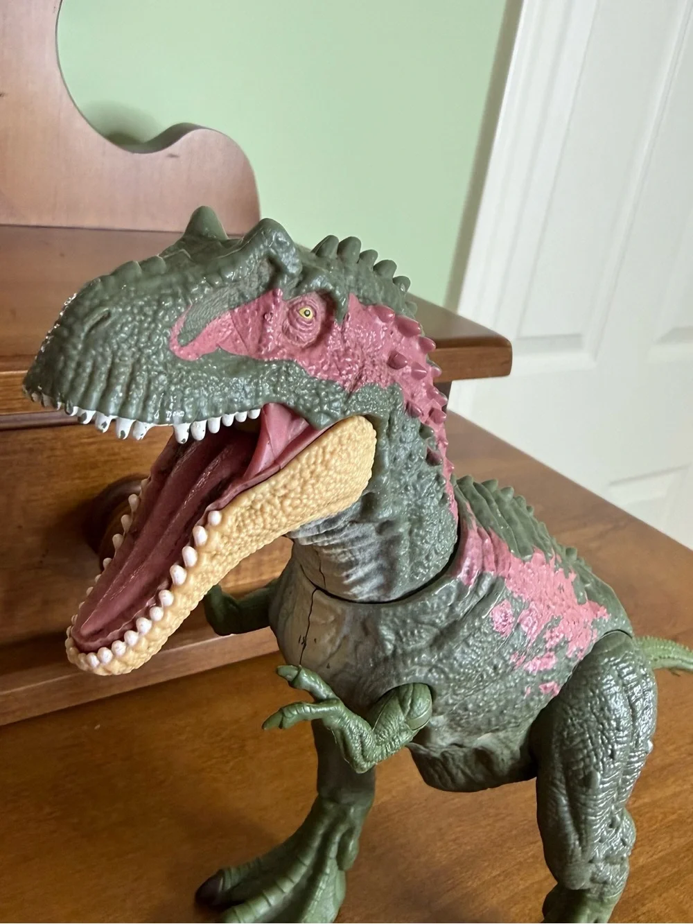 Jurassic World Albertosaurus Camp Cretaceous Massive Biters Dinosaur figure
